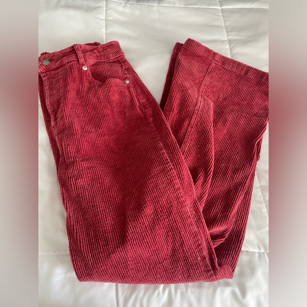 EMORY PARK S RED CORDUROY JEANS